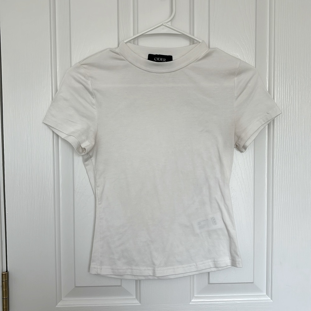 Cider XS Basic White Top🥥🤍🧸✨